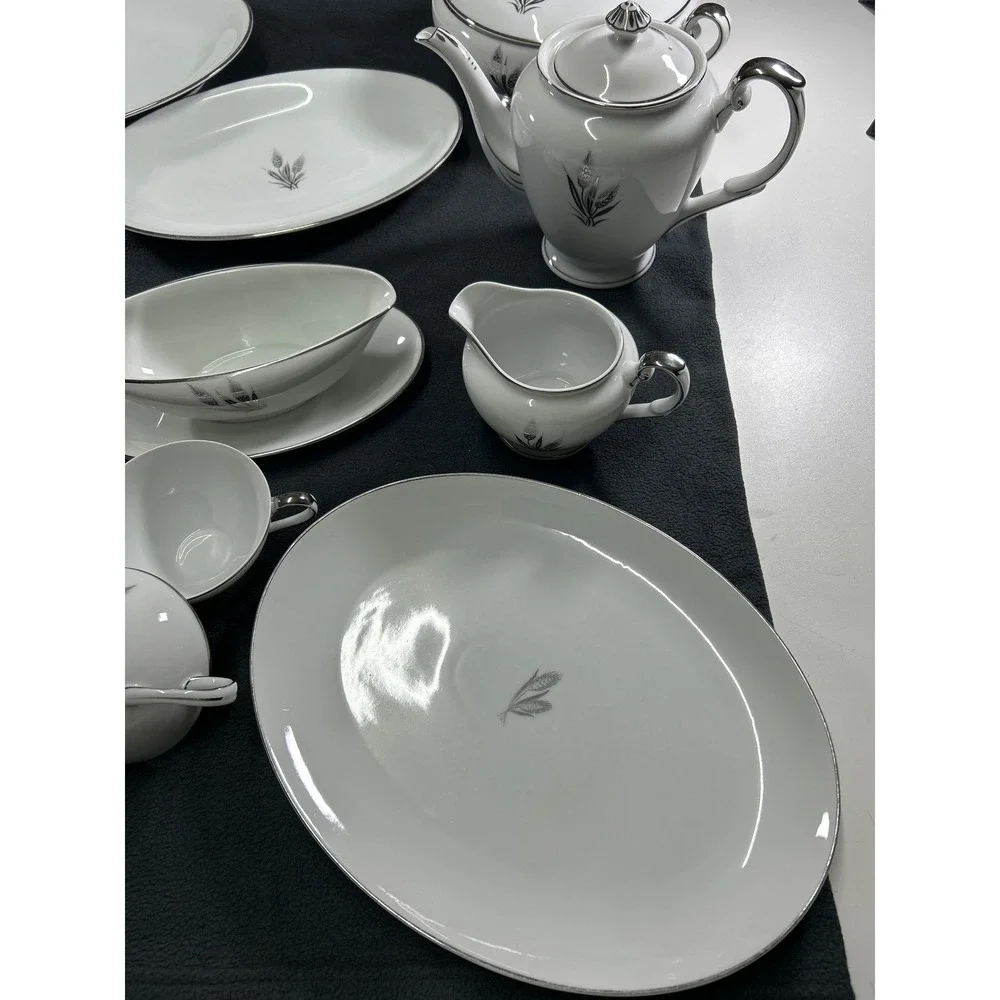 S China Japan A-5263 Fine China Set Silver Wheat White Porcelain Vintage 20+ Pcs